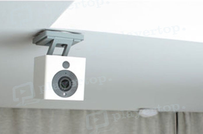Caméra de surveillance qui enregistre